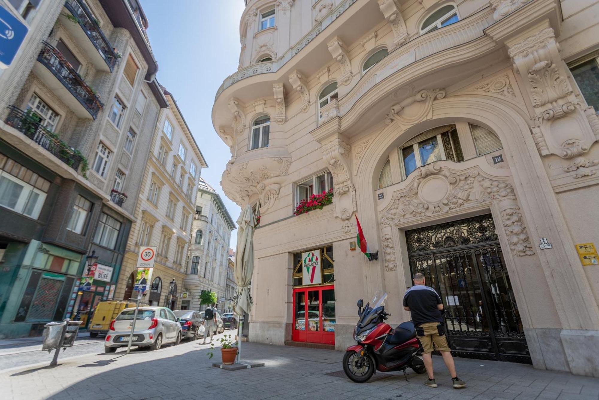 Iranyi Studio Budapeşte Dış mekan fotoğraf